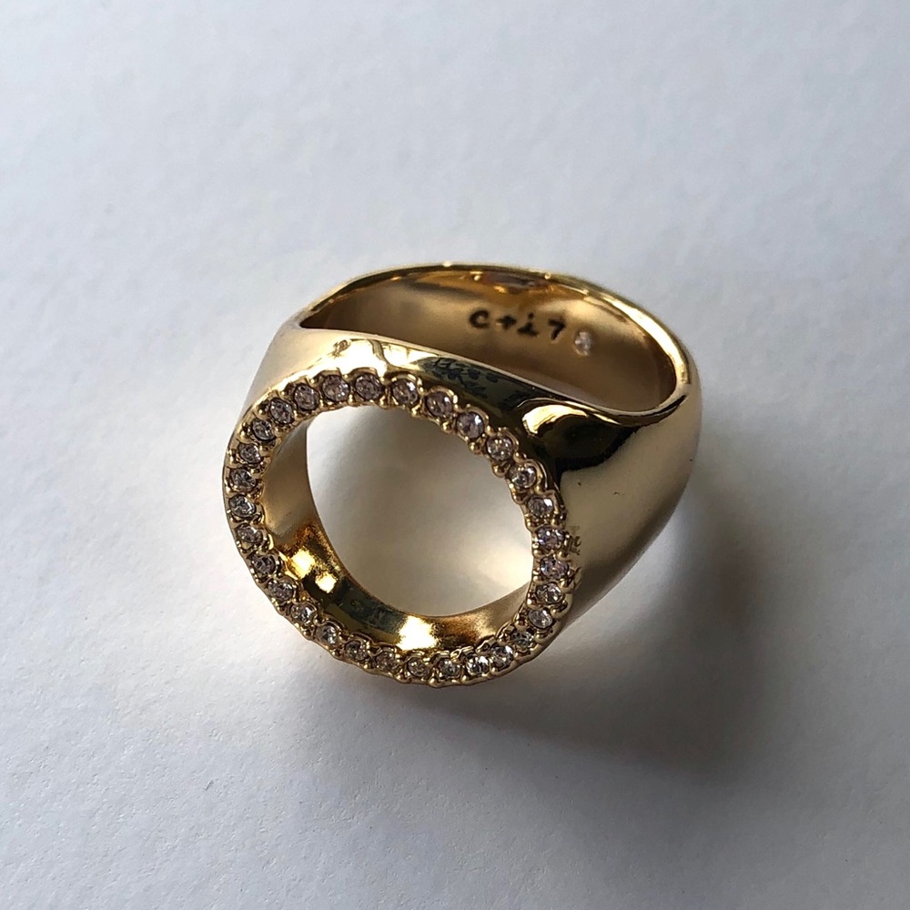 Chloe + Isabel 14k gold plated ring size 7 - Picture 2 of 2